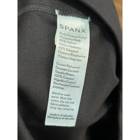 SPANX Active Compression High Waist Geo Camo Blue/Black Crop Leggings Size Large - Picture 6 of 8